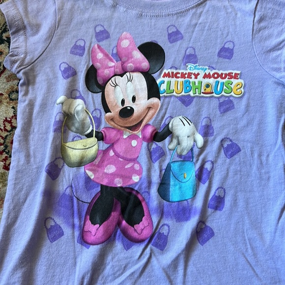 ▫️DISNEY STORE: Girls 2T Minnie Mouse purple short sleeve t-shirt▫️ - Picture 2 of 5